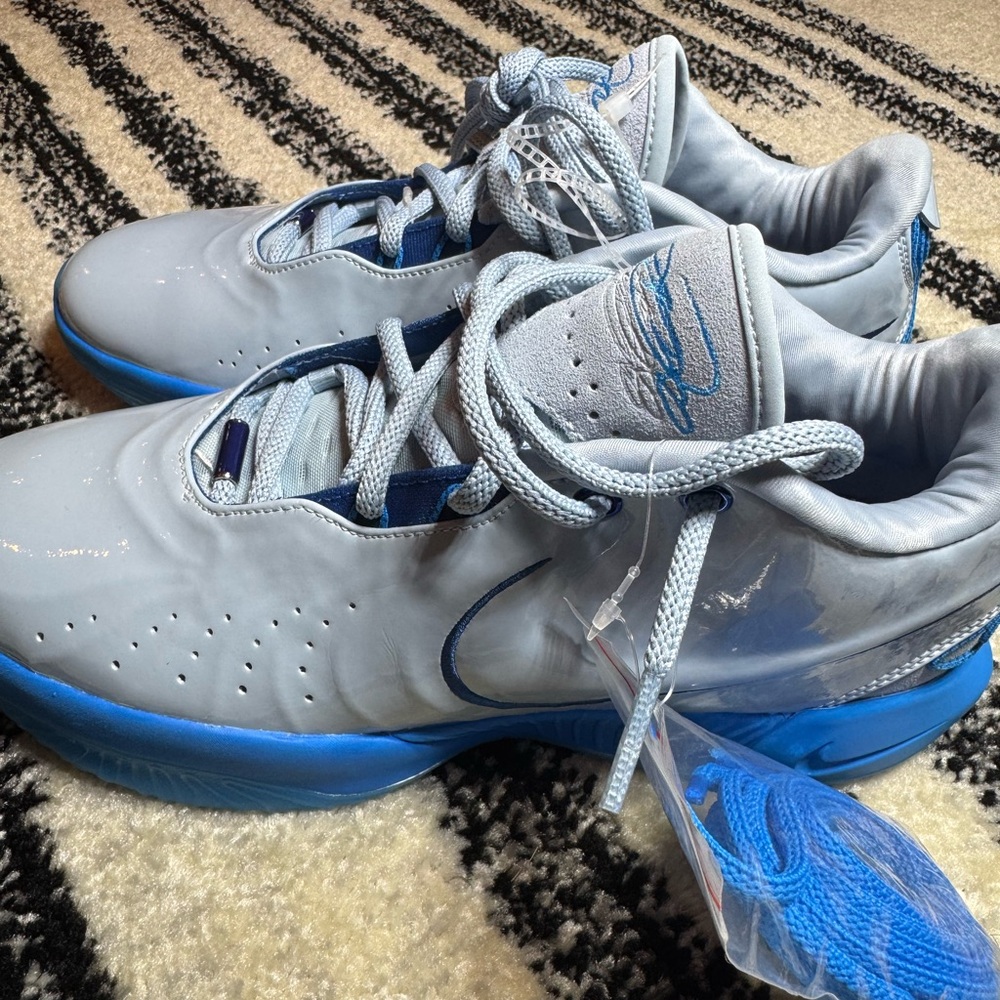 Lebron Light Armory